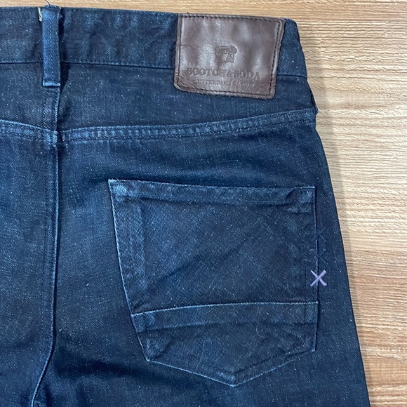 Scotch & Soda // Ralston fit // Indigo wash w/ flecks. - Picture 5 of 8